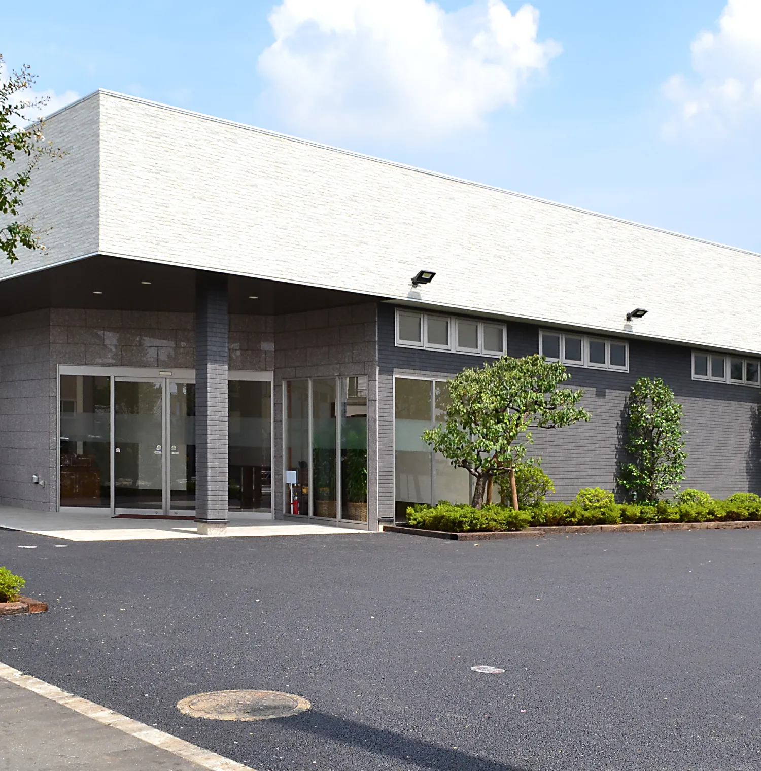 はごろもホール